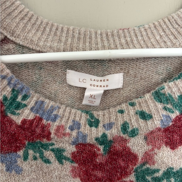 LC Lauren Conrad Floral Crew Neck Sweater - Red and Green - Picture 3 of 3